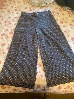 Max Studio Navy and White Wide-Leg Printed Pants